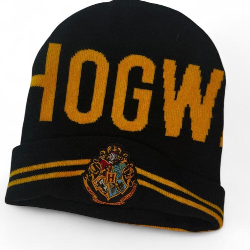 Harry potter hogwarts beanie with
